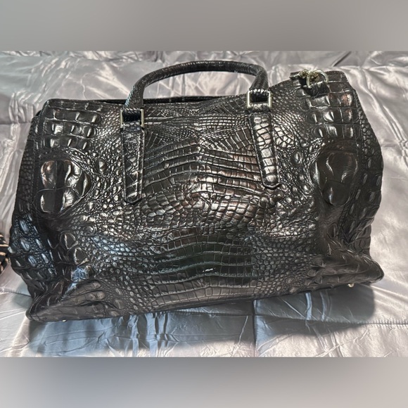 Elegant Black Crocodile-Embossed Charcoal Large Duxbury Satchel - Picture 2 of 14